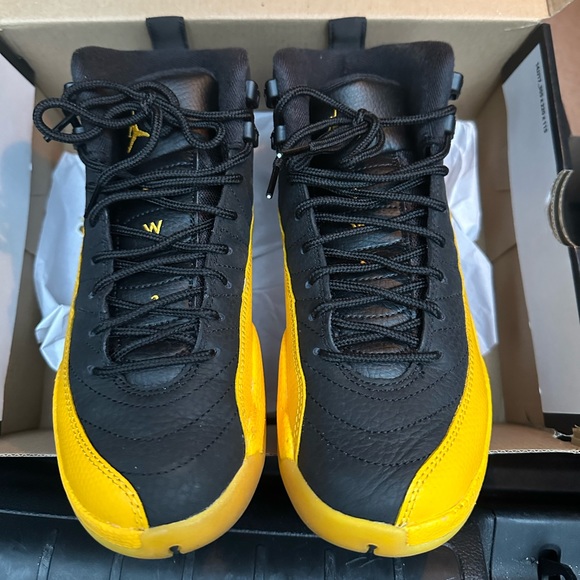 Jordan retro 12 GS - Picture 2 of 4